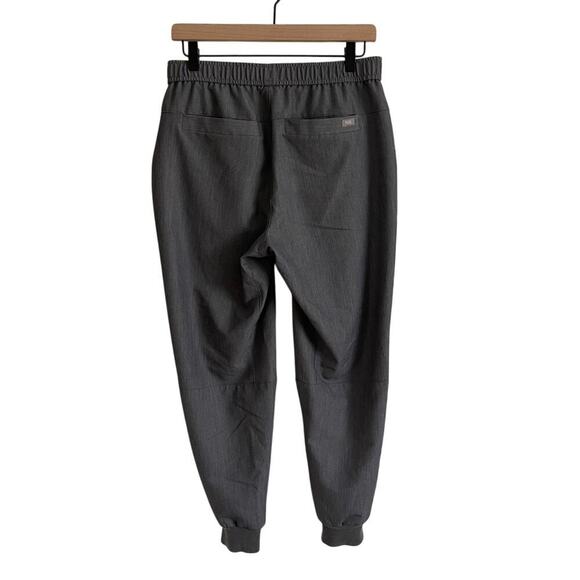 Figs Tansen Jogger Scrub Pants Men’s Size Small Short in Graphite Gray - Picture 5 of 7